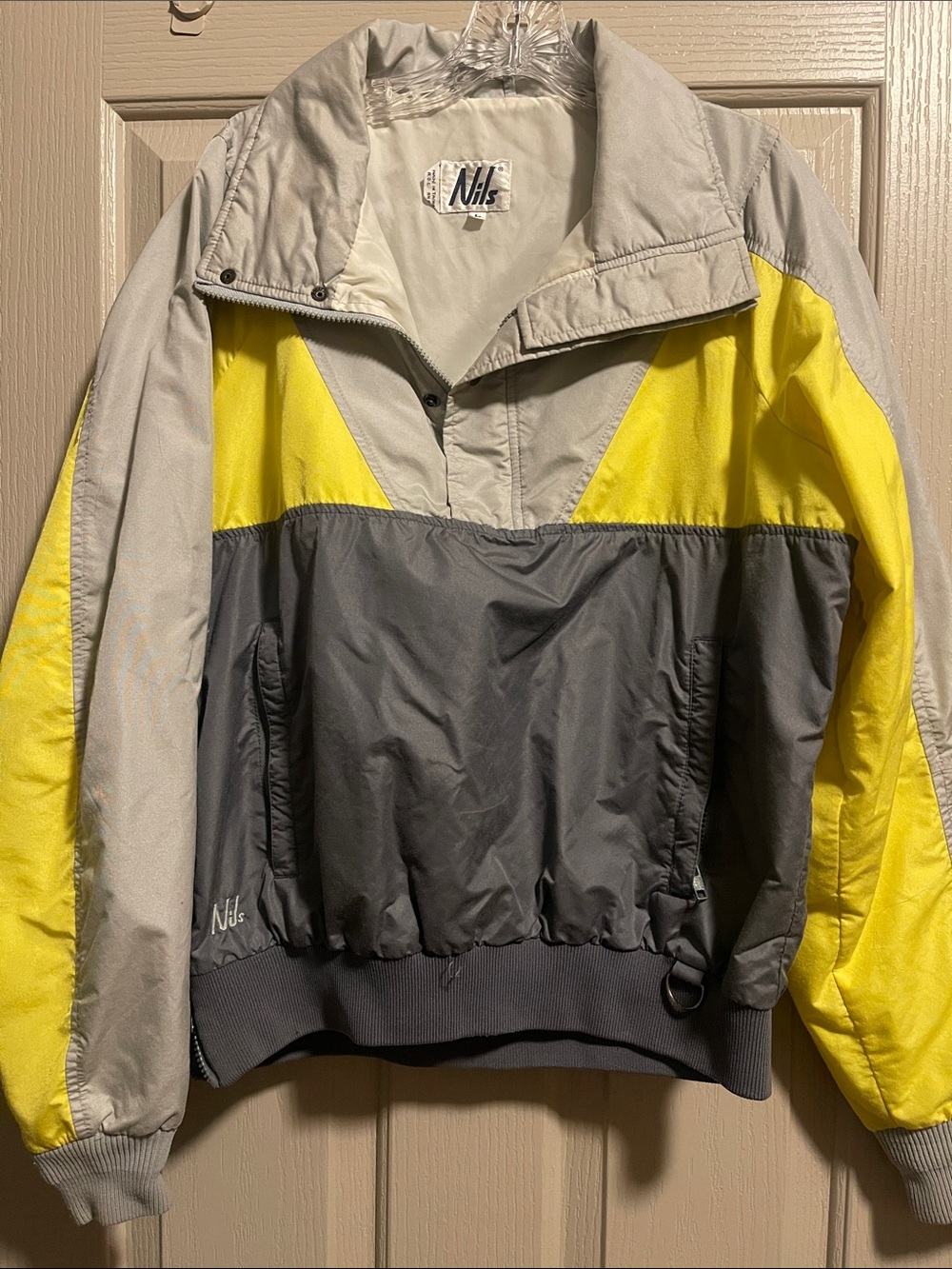 NILS Colorblock Puffer Jacket in Yellow, Gray, Light Gray